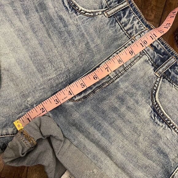 Anthropologie Pilcro Jean Shorts - Picture 6 of 11